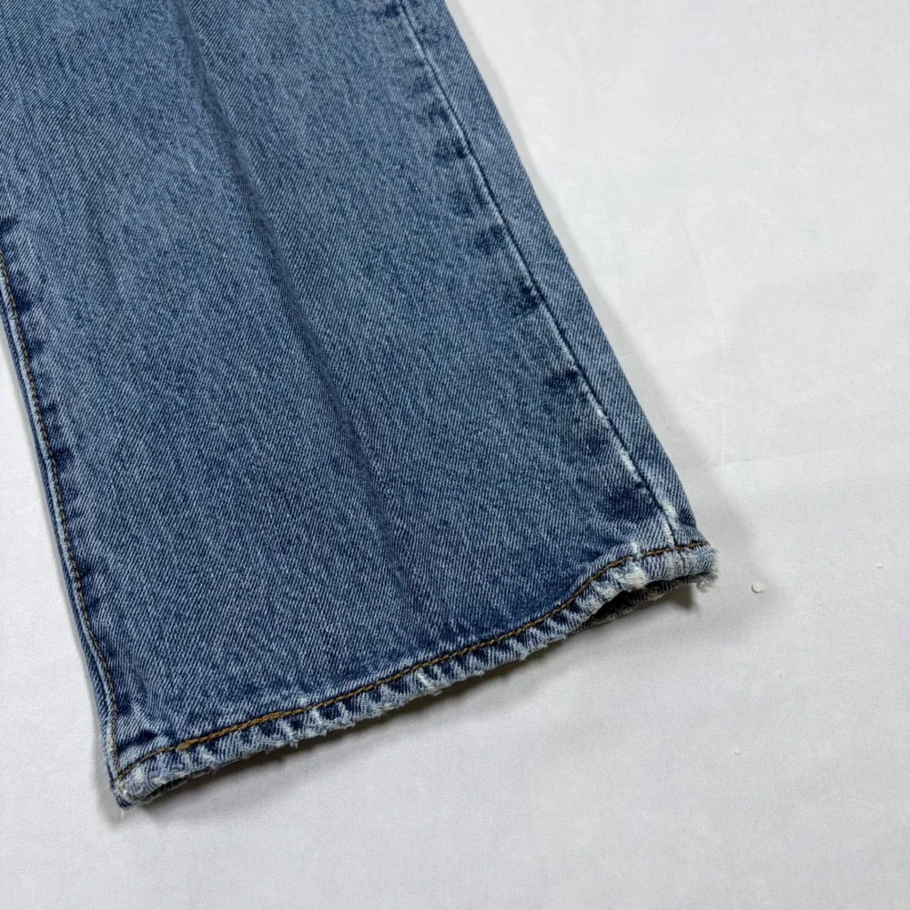 Levis 501 Original Fit Jeans Mens 34x30 Medium Wash Blue Button Fly Straight Leg